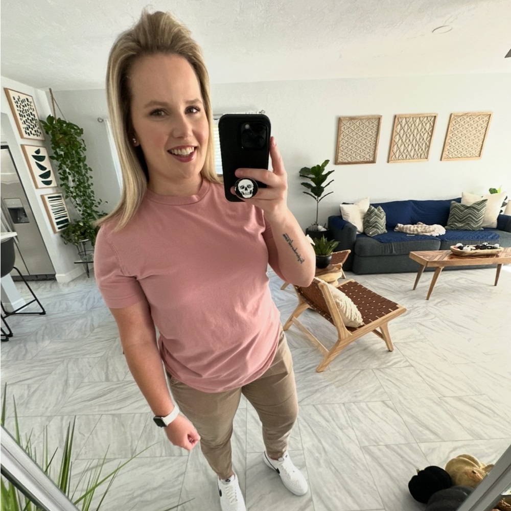 Meet your Posher, Courtney